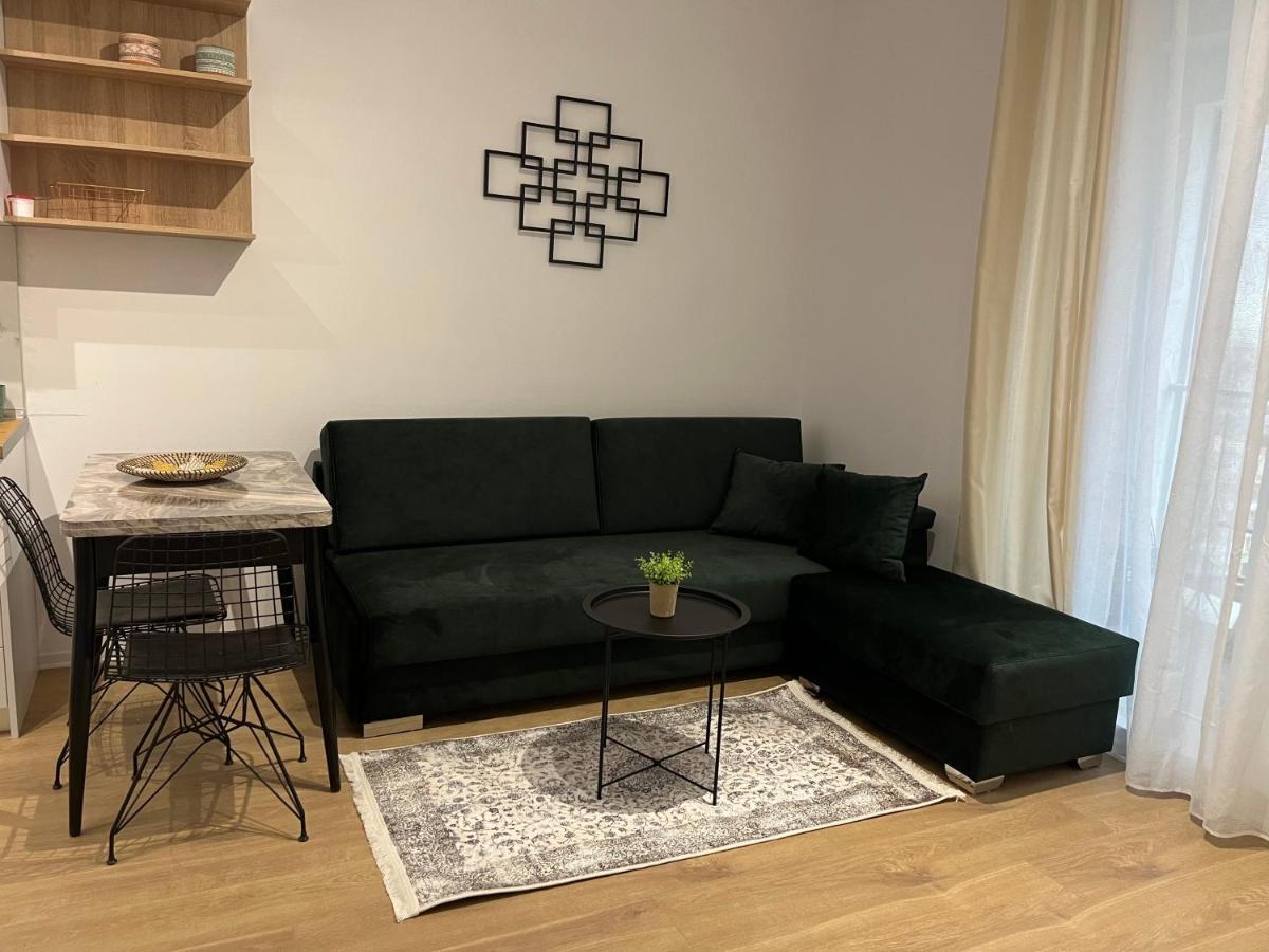 טיראנה Comfy Nest Apartment- Free Parking מראה חיצוני תמונה