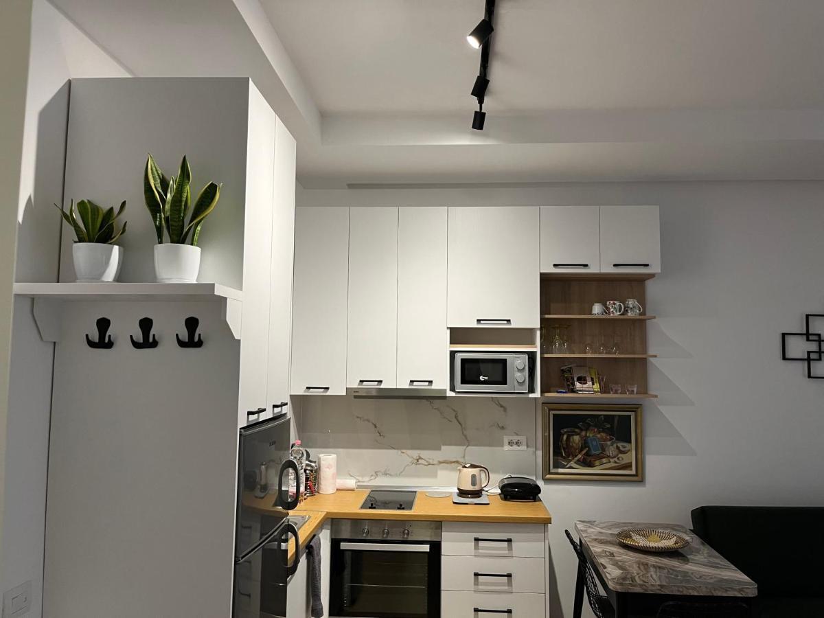 טיראנה Comfy Nest Apartment- Free Parking מראה חיצוני תמונה