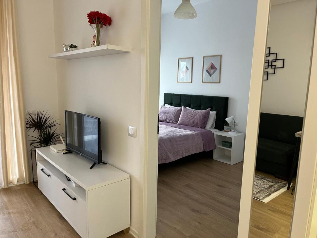 טיראנה Comfy Nest Apartment- Free Parking מראה חיצוני תמונה